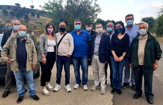 Gruppo consiliare "CambiAmo Mineo": occorre fare una scerbatura urgente in zone della città! 